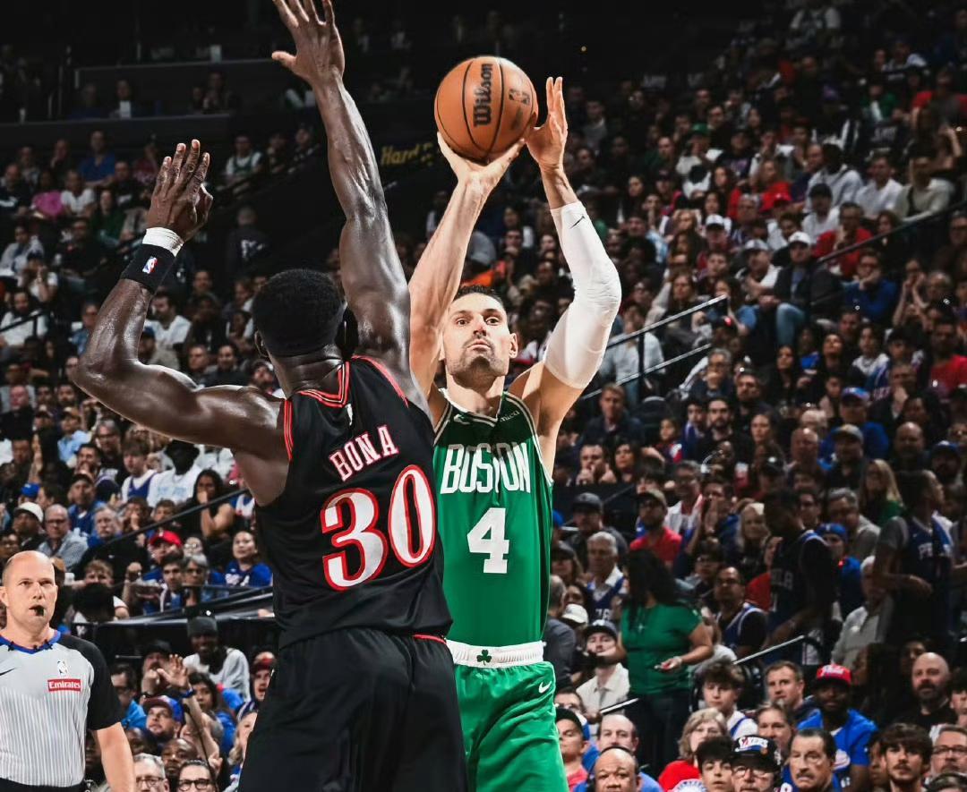 华体会体育登录入口-绿军险胜76人！2-1领先，双探花轰50+11+11，马克西空砍31分6助